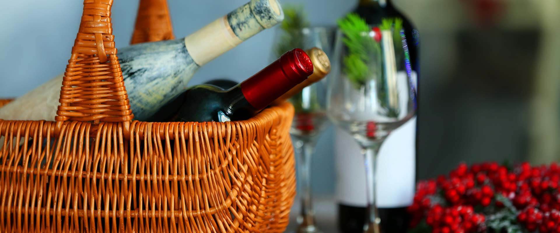 Christmas Gift Baskets with Wine