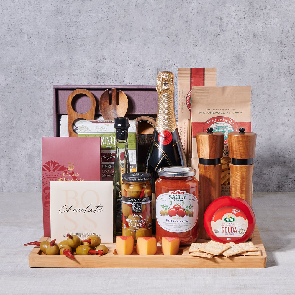 Italian Flavours Gift Set With Champagne, gourmet gift, gourmet, champagne gift, champagne, sparkling wine, sparkling wine gift, pasta gift, pasta, cheeseboard gift, cheeseboard