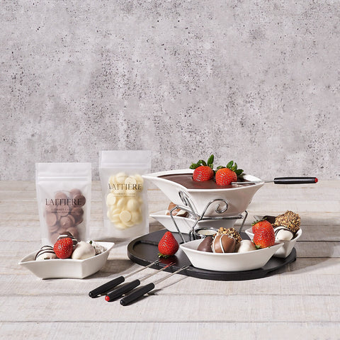 Chocolate Strawberry Fondue Gift Set, chocolate fondue gift, chocolate fondue, fondue gift set, fondue, fruit gift, fruit