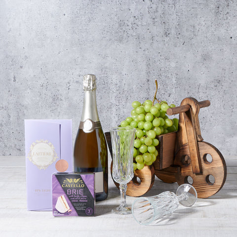 Champagne Gift with Grapes, gourmet gift, gourmet, champagne gift, champagne, sparkling wine gift, sparkling wine, fruit gift, fruit