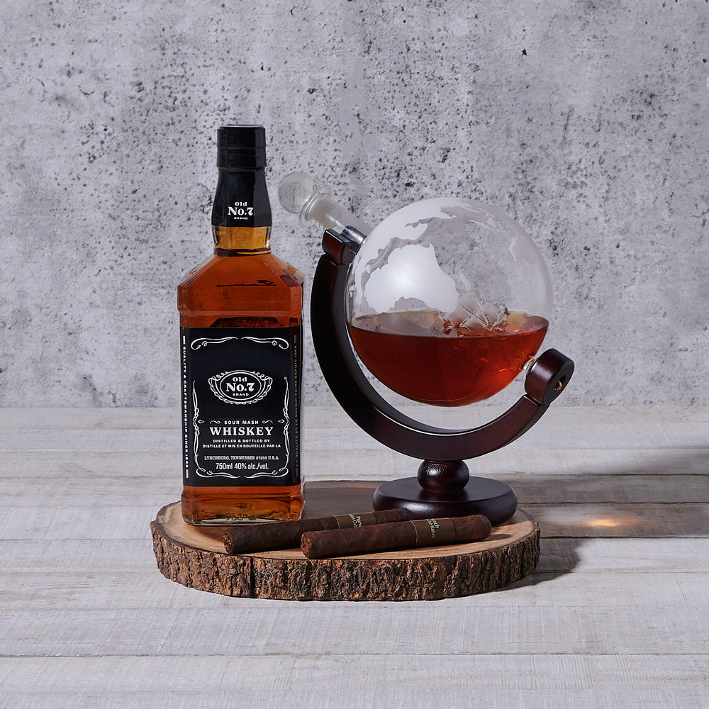 The Distinguished Liquor Decanter Gift Board, liquor gift, decanter gift, liquor, decanter, cigar gift, cigars