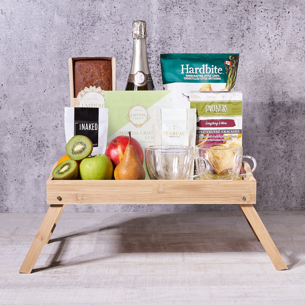 Sweet & Bubbly Fruit & Treats Tray, gourmet gift, gourmet, sparkling wine gift, sparkling wine, champagne, champagne gift, fruit gift, fruit