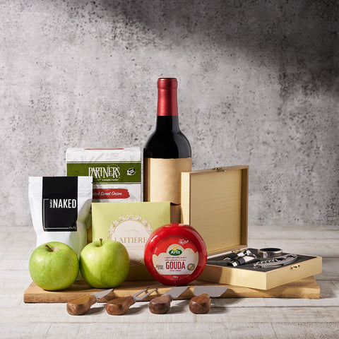 Keep Smiling Gift Basket – Wine gift baskets – Canada delivery , wine, wine gift baskets, gift baskets, baskets, apples, gouda cheese, cheese, gouda, cheese knives, corkscrew, wine set, chopping board, almonds, butter crackers, crackers, chocolate